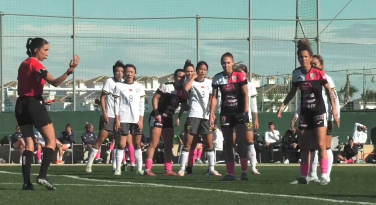  唐佳麗梅開二度、邵子欽破門，中國女足3-2擊敗Alhama俱樂部女足