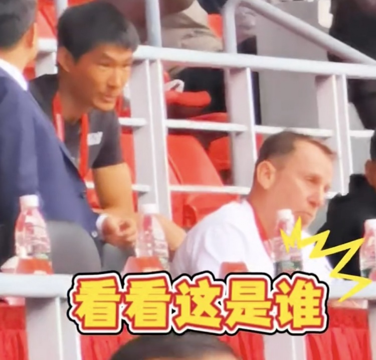  久爾杰維奇現(xiàn)身鹽城，現(xiàn)場觀看中國U22國足vs韓國