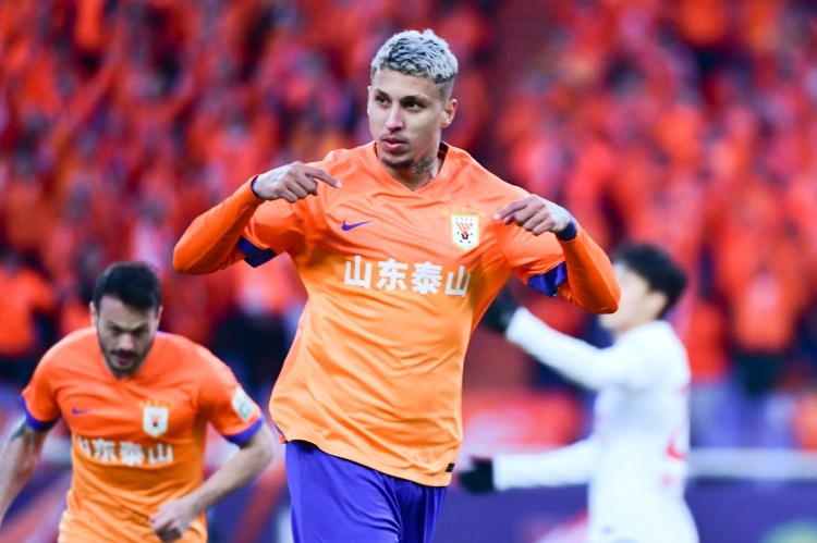  克雷桑：今天我們有理由慶祝，五外援對提升勝率會有非常大的幫助