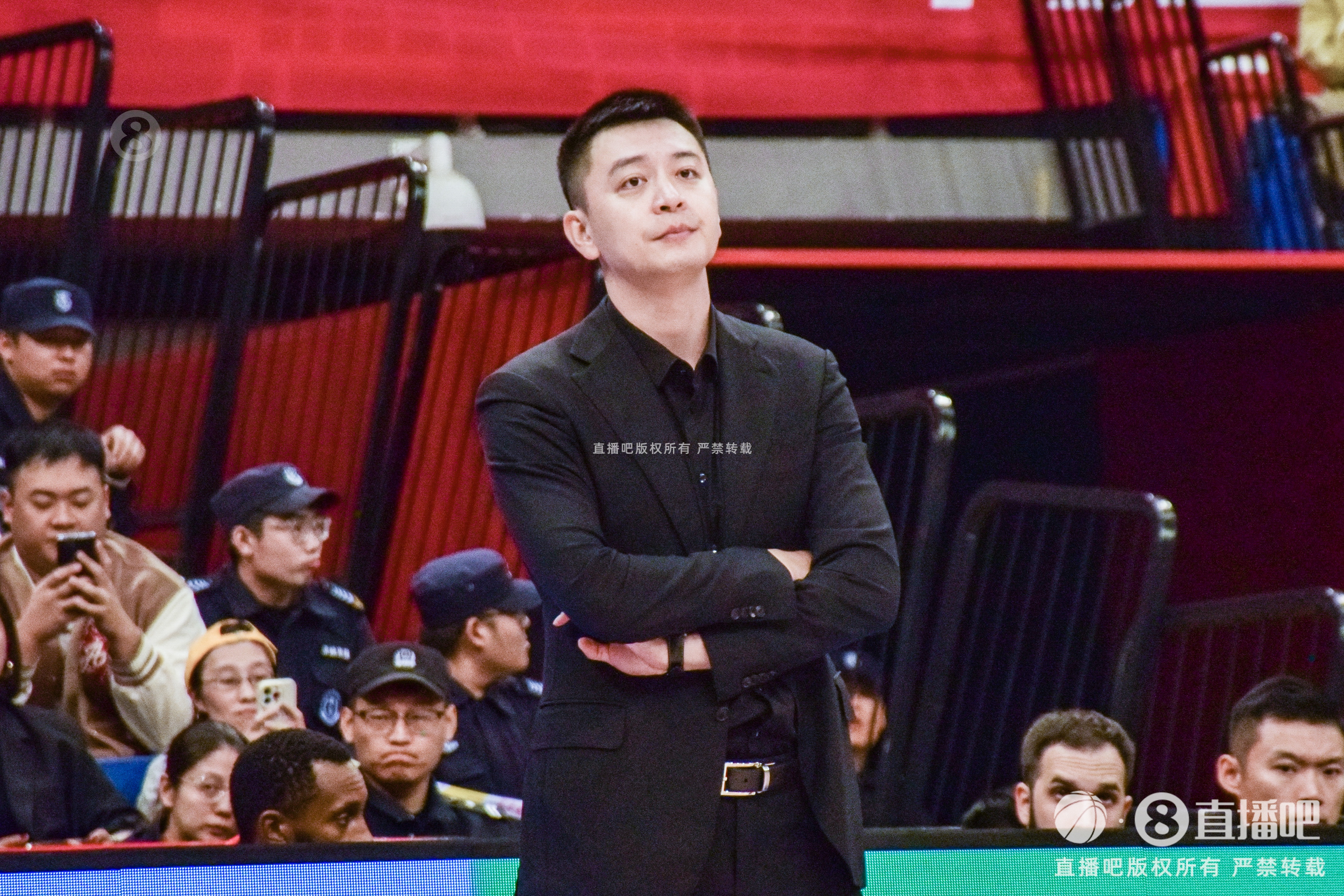  失誤頻頻！遼寧全隊半場失誤數(shù)達(dá)到14次 對手吉林10次